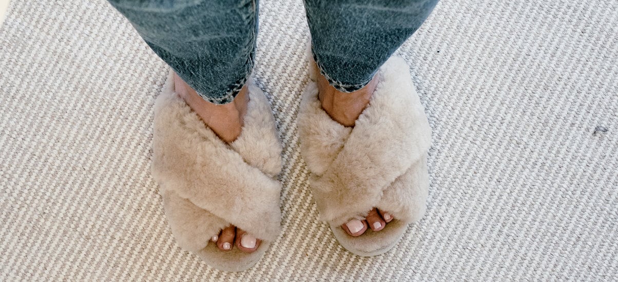 Women's slippers & shoes