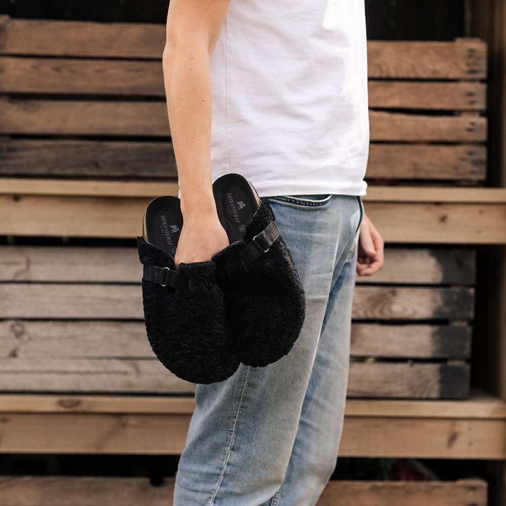 Roma slippers