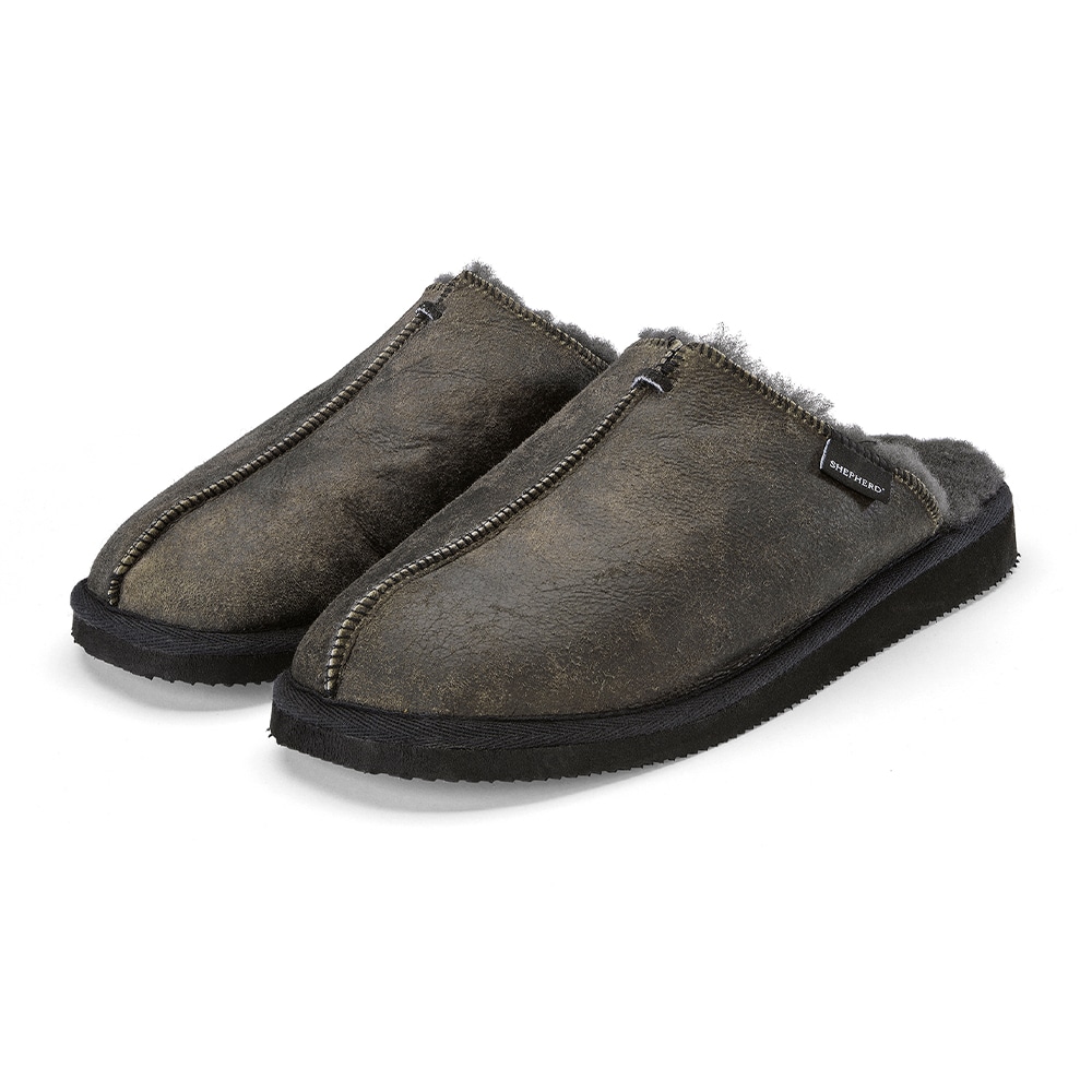 Hugo slippers