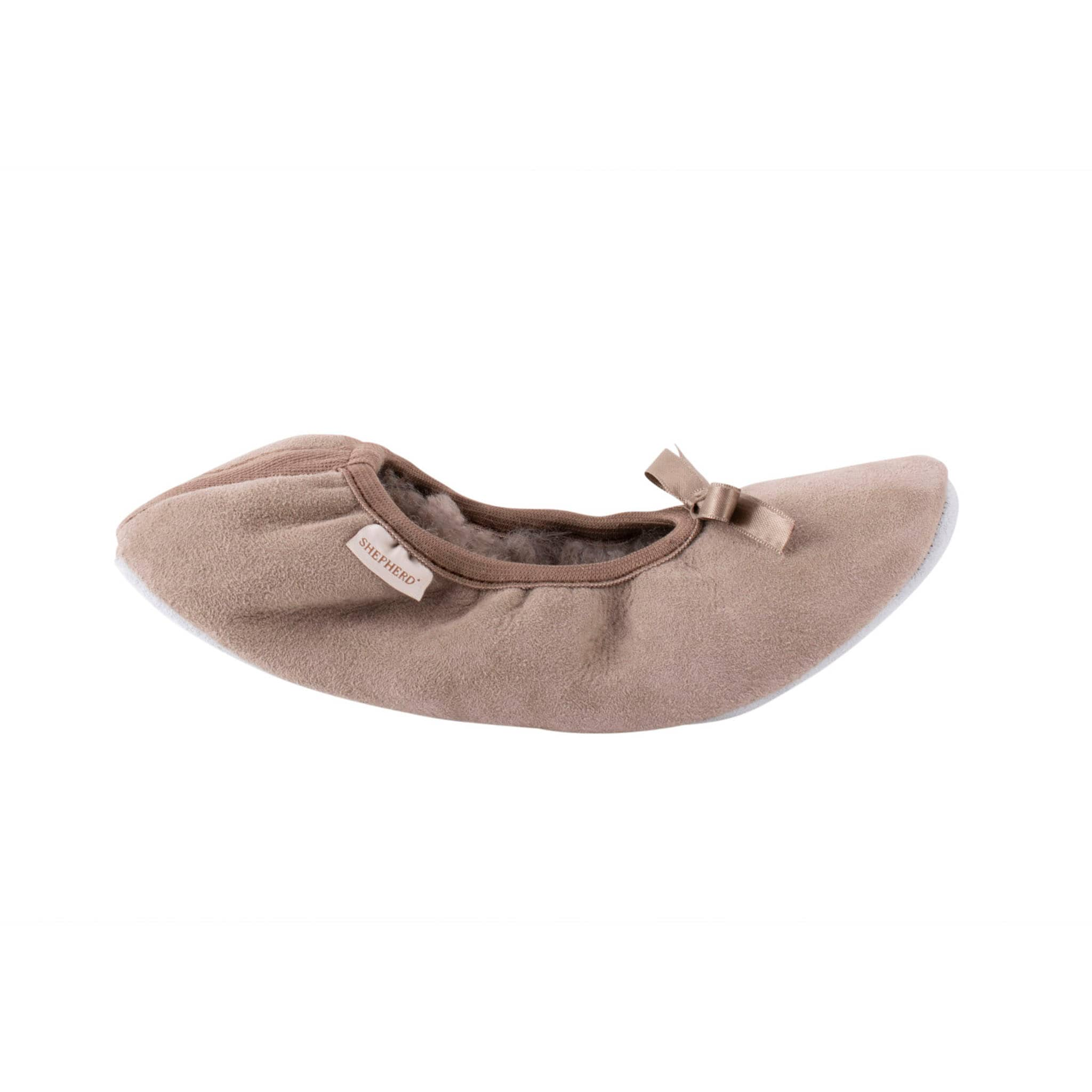 Saga ballerina slippers for women.