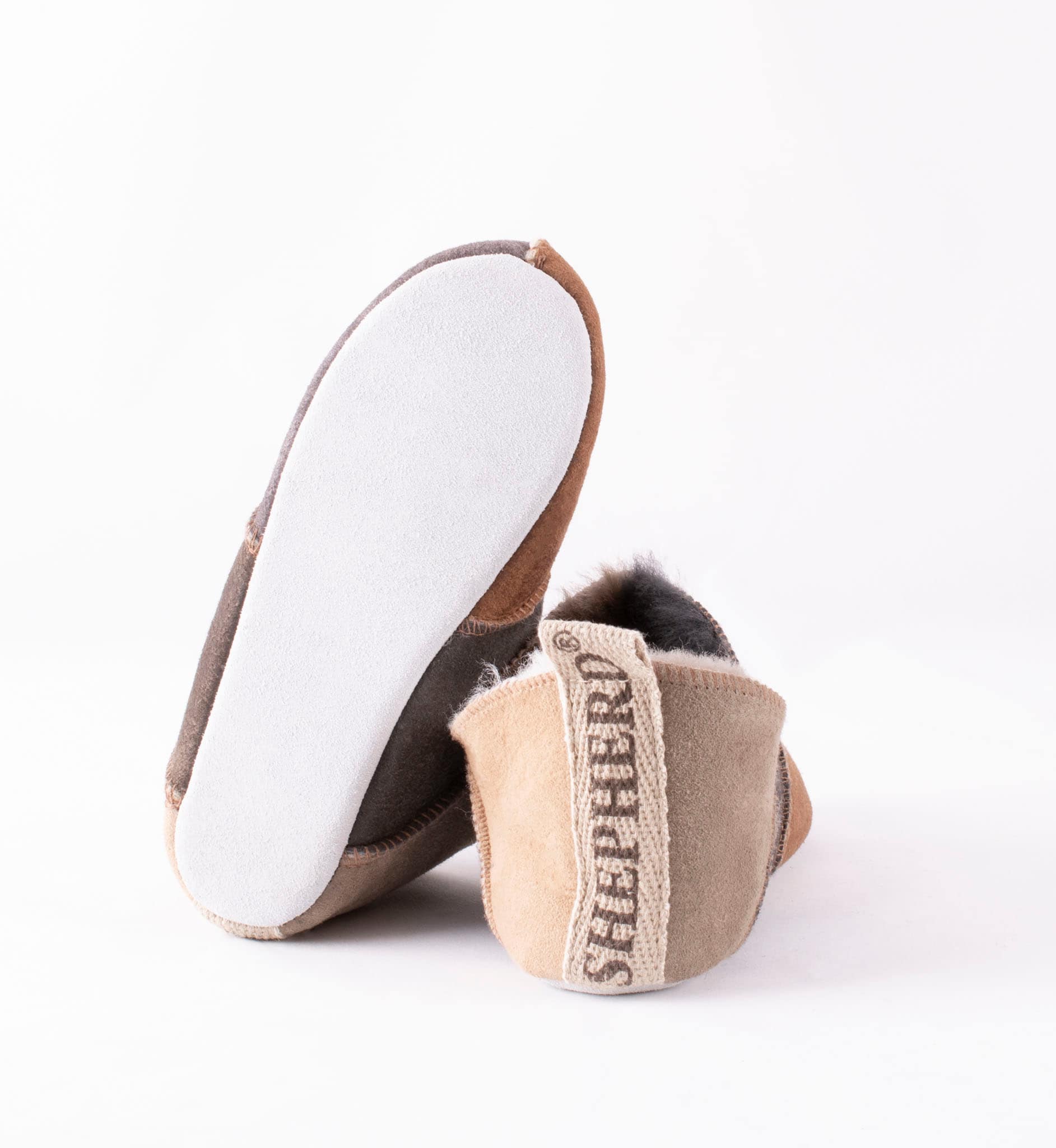 Nol slippers, size 30-35