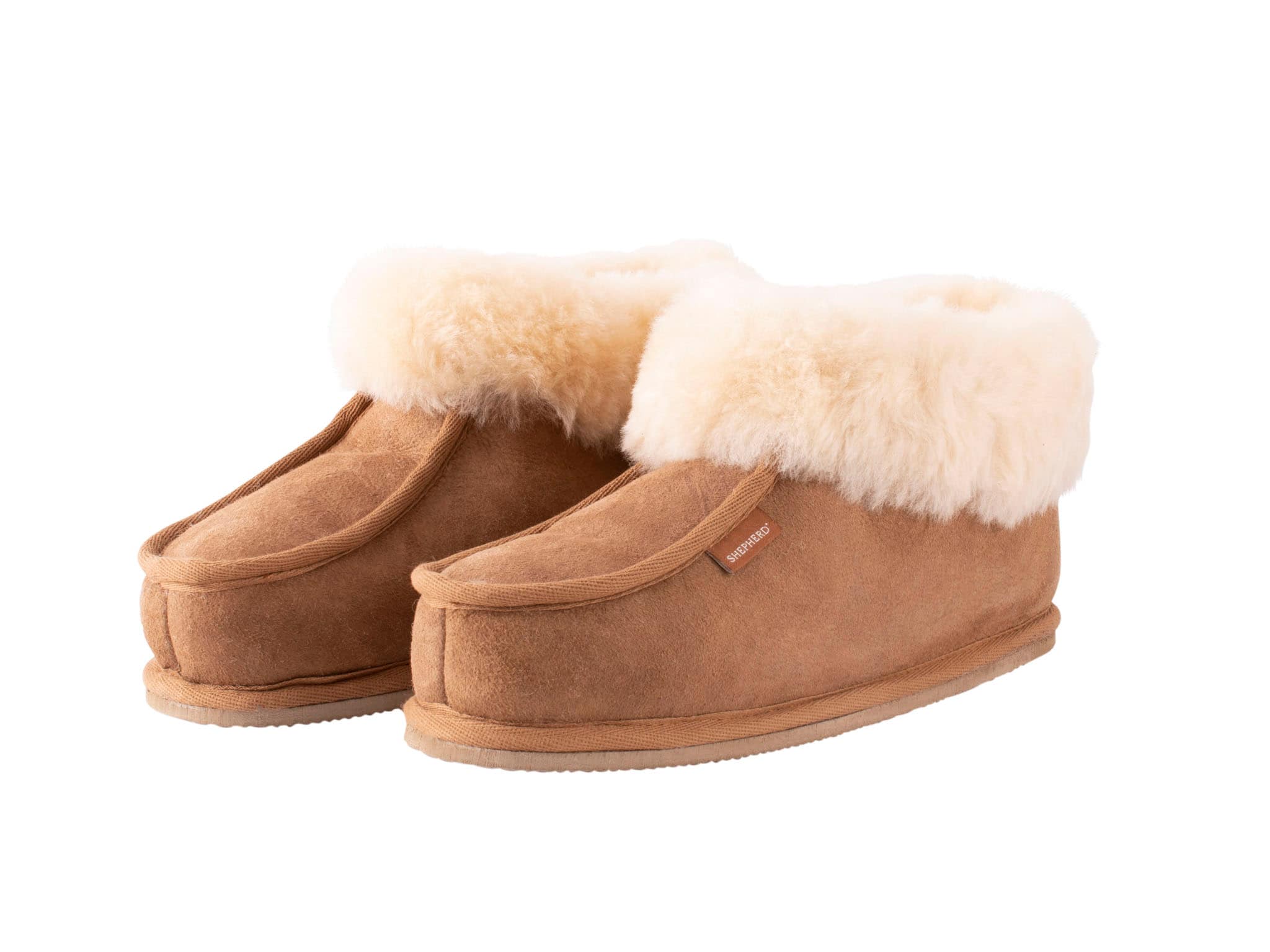 Shepherd Lena. Soft and warming ankle-high slippers.