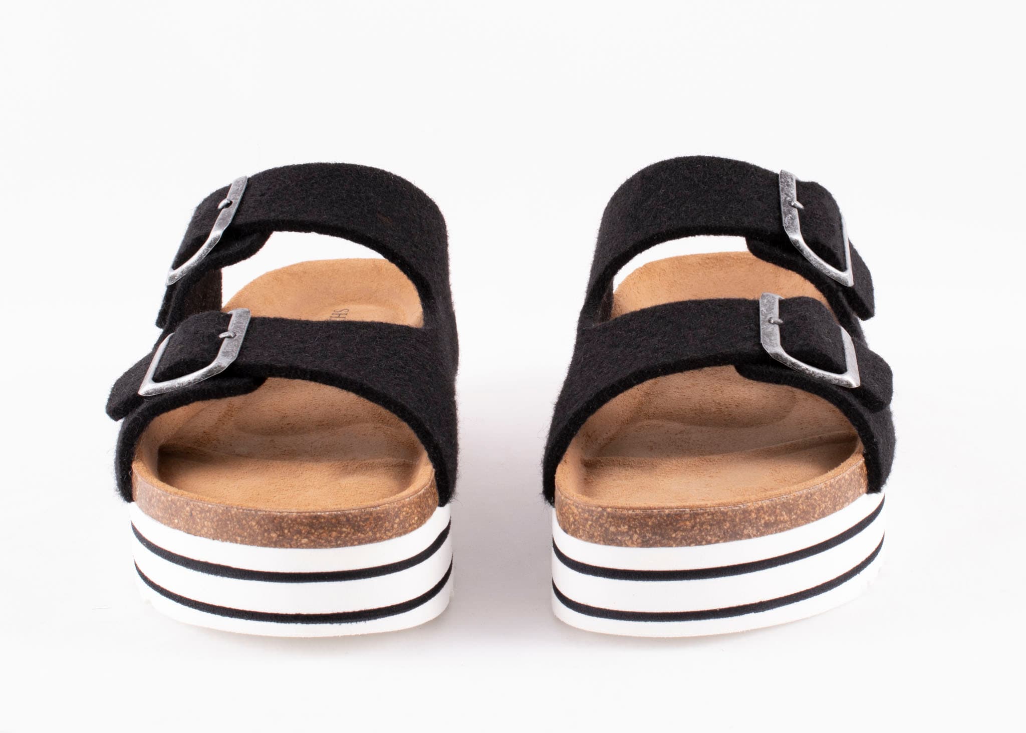 Kattis sandaler