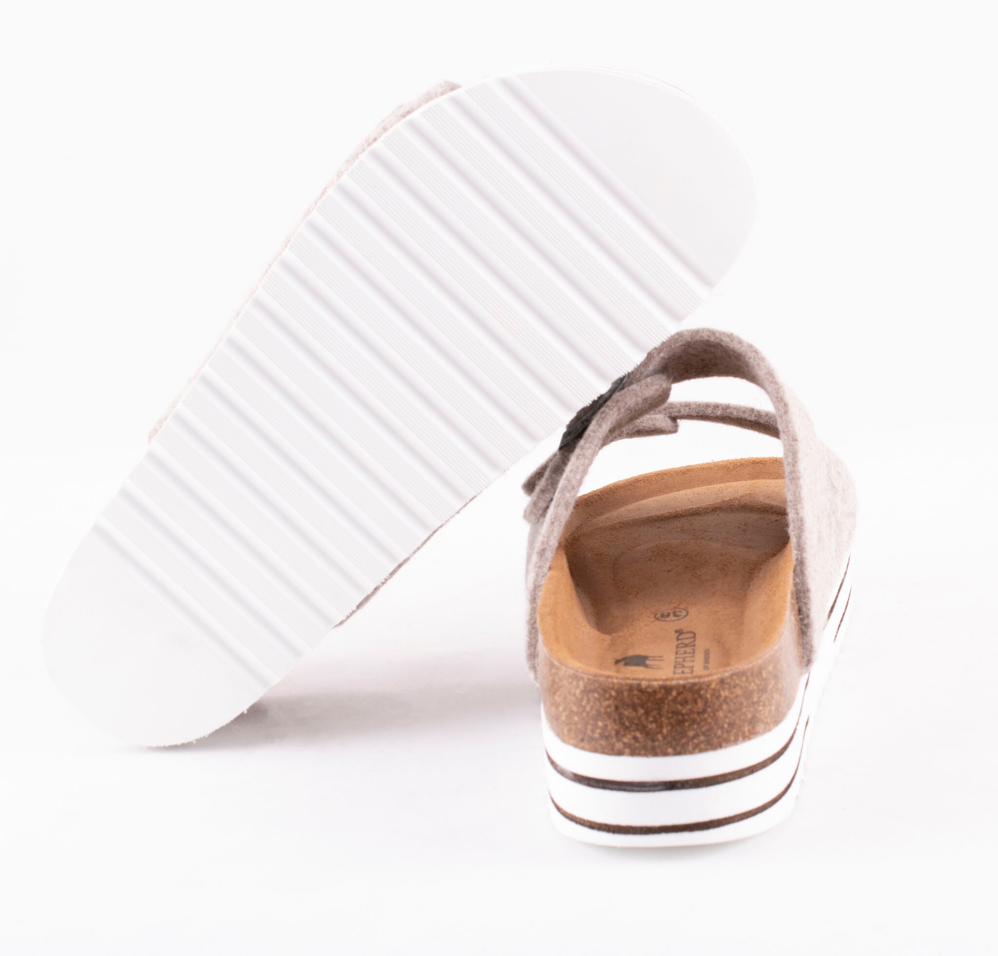 Kattis sandaler