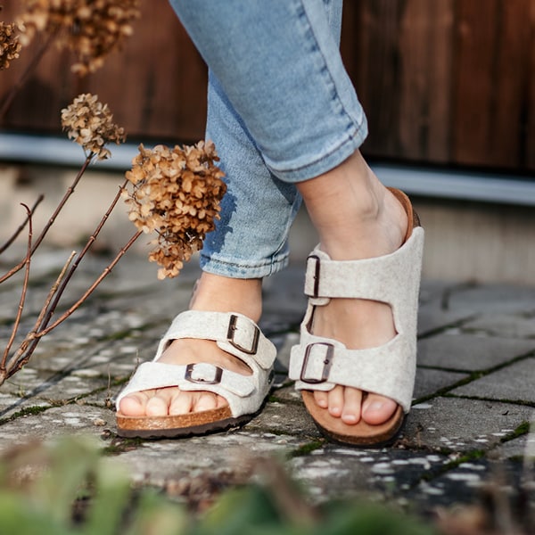 Cassandra sandals