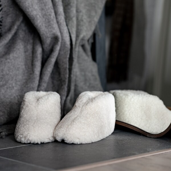 Shepherd Ulla sheepskin slippers for women.